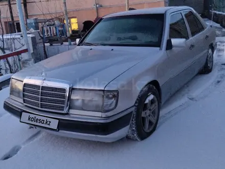 Mercedes-Benz E 200 1992 года за 1 650 000 тг. в Туркестан – фото 2