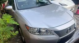 Lexus ES 250 2013 года за 100 000 тг. в Алматы