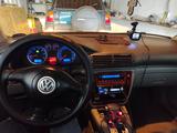 Volkswagen Passat 2004 года за 3 500 000 тг. в Уральск – фото 2