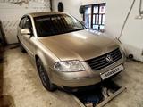 Volkswagen Passat 2004 года за 3 500 000 тг. в Уральск