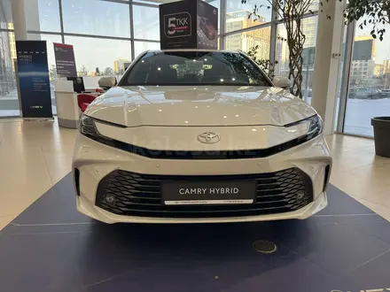 Toyota Camry 2024 года за 23 790 000 тг. в Астана – фото 2