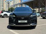 Lexus RX 350 F Sport+ 2024 годаүшін38 890 000 тг. в Алматы – фото 4