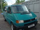 Volkswagen Multivan 1992 годаүшін2 800 000 тг. в Караганда