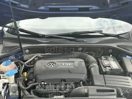 Volkswagen Passat 2017 года за 6 000 000 тг. в Алматы – фото 15