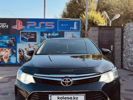 Toyota Camry 2015 года за 12 500 000 тг. в Алматы – фото 2