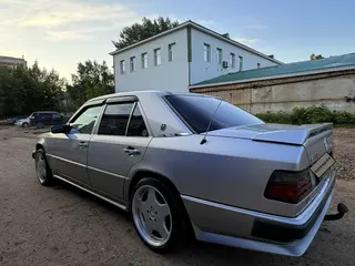 Mercedes-Benz E 280