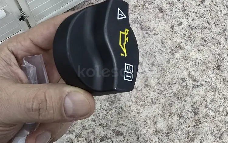 Крышка маслозаливная мотора на mercedes W221,W222,W463,X166,W212,W213 за 25 500 тг. в Астана