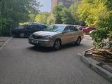 Toyota Camry 2002 годаүшін4 600 000 тг. в Караганда – фото 2