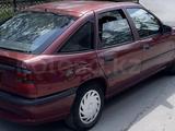 Opel Vectra 1993 года за 400 000 тг. в Боровской – фото 2