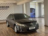 Toyota Camry 2010 года за 7 500 000 тг. в Шымкент
