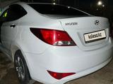 Hyundai Accent 2015 годаfor2 800 000 тг. в Атырау – фото 3