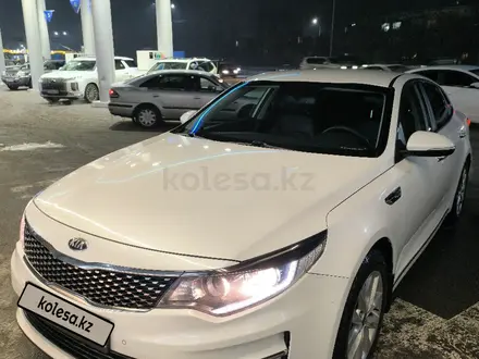 Kia Optima 2018 года за 9 400 000 тг. в Алматы – фото 5