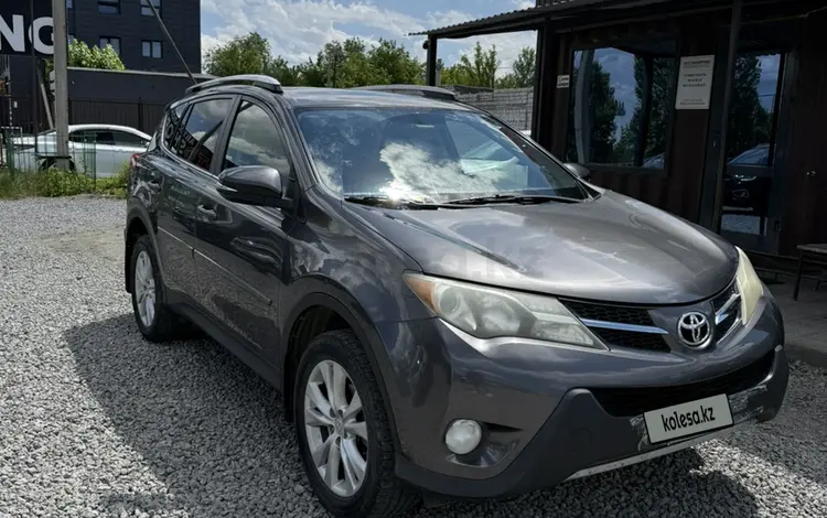 Toyota RAV4 2014 года за 5 400 000 тг. в Актобе
