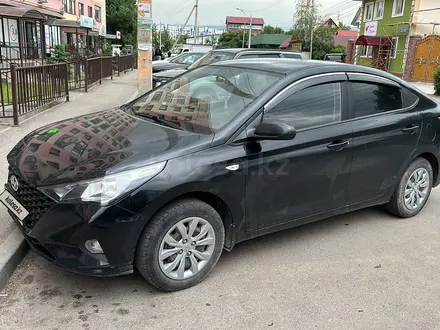 Hyundai Accent 2020 года за 6 970 000 тг. в Алматы – фото 2