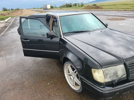 Mercedes-Benz E 300 1986 года за 2 000 000 тг. в Алматы – фото 11