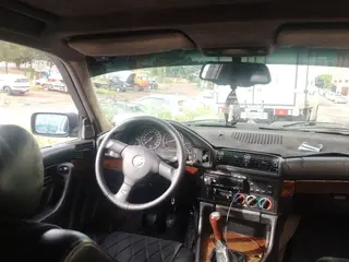 BMW 525