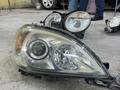 Фара рестайлинг оригинал ксенон с блоками W163 ML350 за 150 000 тг. в Алматы – фото 14