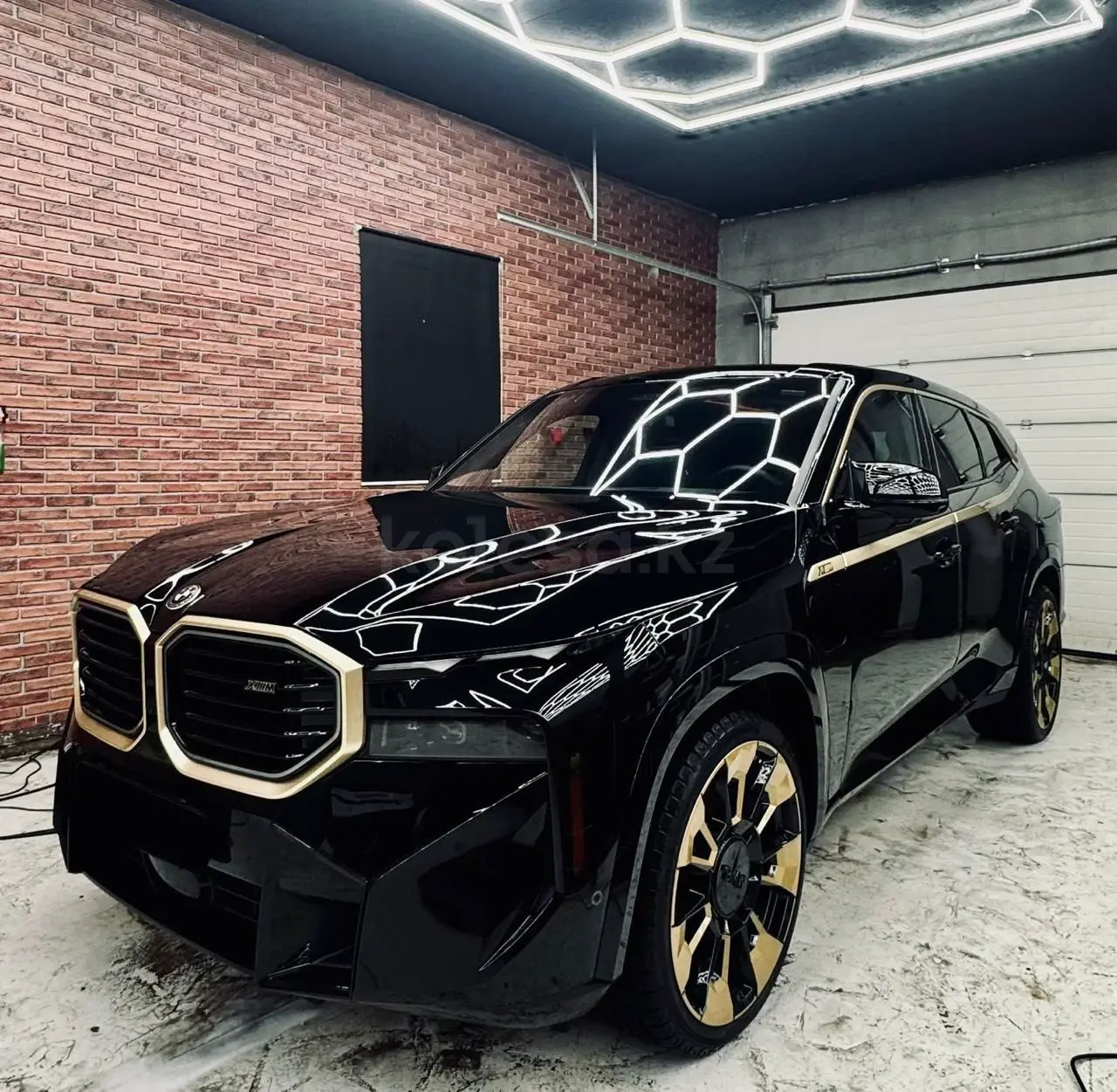 BMW XM, 2023