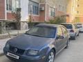 Volkswagen Jetta 2003 года за 1 500 000 тг. в Актау – фото 3