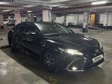 Toyota Camry 2021 года за 15 000 000 тг. в Астана