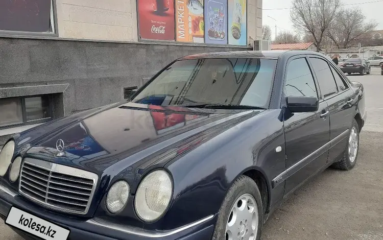 Mercedes-Benz E 200 1997 годаүшін2 700 000 тг. в Туркестан