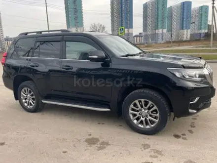 Toyota Land Cruiser Prado 2019 года за 32 900 000 тг. в Актау – фото 2