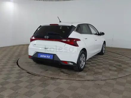 Hyundai i20 2023 года за 5 960 000 тг. в Шымкент – фото 5