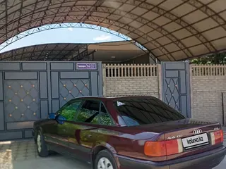Audi 100
