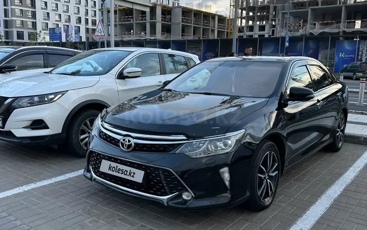 Toyota Camry 2017 годаfor13 000 000 тг. в Алматы