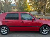 Volkswagen Golf 1994 годаүшін1 800 000 тг. в Талдыкорган