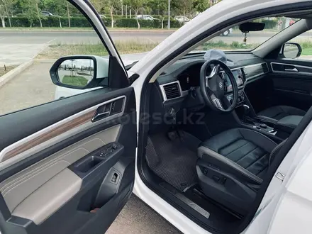 Volkswagen Teramont 2022 года за 28 000 000 тг. в Астана – фото 12