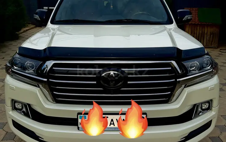 Toyota Land Cruiser 2017 года за 31 500 000 тг. в Алматы