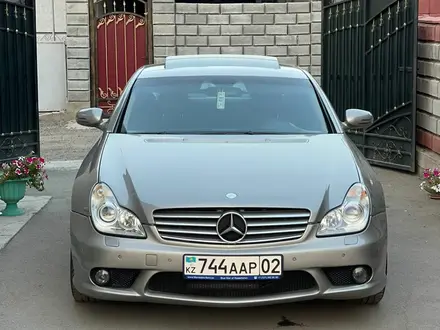 Бампер AMG для Mercedes Benz w219 CLS за 75 000 тг. в Алматы – фото 2