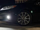 Lexus ES 350 2013 годаүшін10 500 000 тг. в Атырау – фото 3