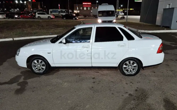 ВАЗ (Lada) Priora 2170 2013 годаfor1 800 000 тг. в Актобе