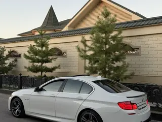 BMW 528