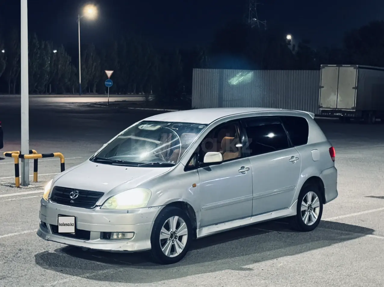 Toyota Ipsum, 2003