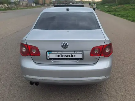 Volkswagen Jetta 2006 года за 3 450 000 тг. в Караганда – фото 4