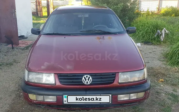 Volkswagen Passat 1994 годаүшін1 500 000 тг. в Усть-Каменогорск