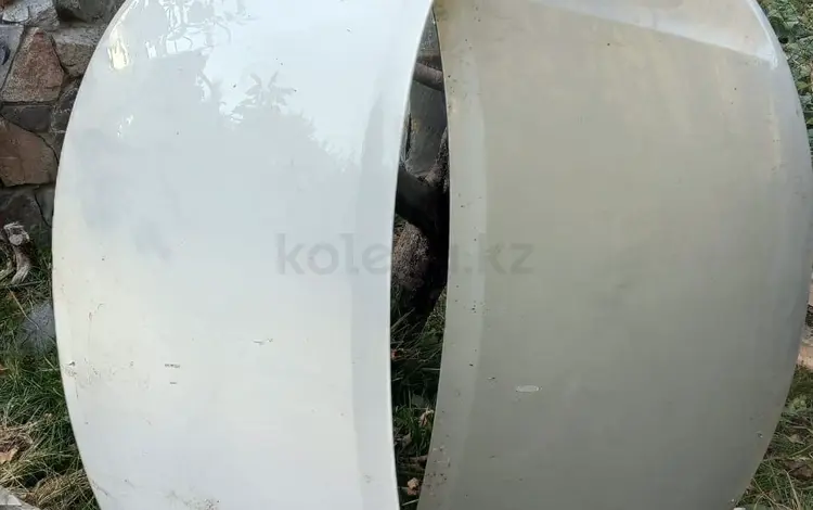 Капот за 65 000 тг. в Алматы