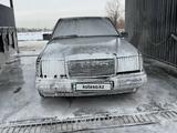 Mercedes-Benz E 230 1990 годаfor1 300 000 тг. в Алматы