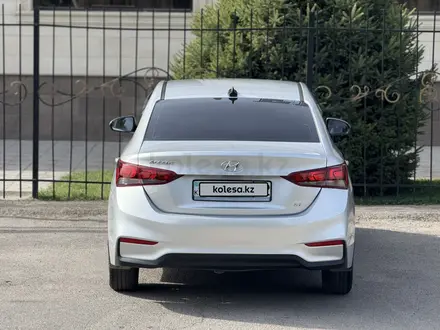 Hyundai Accent 2018 года за 5 500 000 тг. в Алматы – фото 4