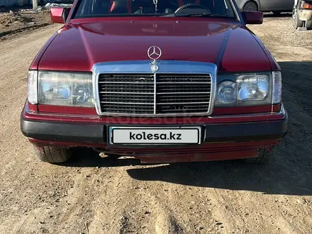 Mercedes-Benz E 260 1992 года за 1 800 000 тг. в Жезказган – фото 8