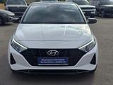 Hyundai i20 2023 годаfor6 990 000 тг. в Павлодар – фото 2