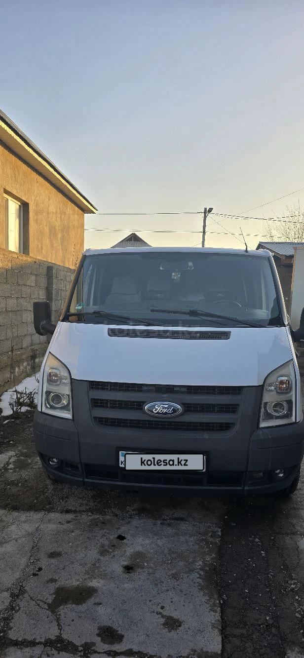 Ford Transit 2011 г.