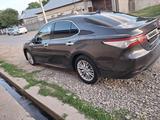 Toyota Camry 2018 года за 11 500 000 тг. в Шымкент – фото 5