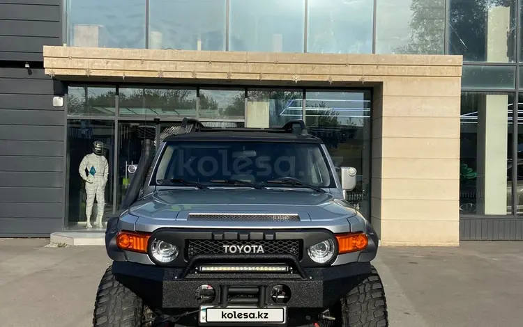 Toyota FJ Cruiser 2007 года за 14 000 000 тг. в Алматы