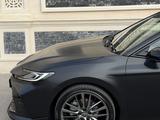 Toyota Camry 2024 года за 18 000 000 тг. в Костанай – фото 5