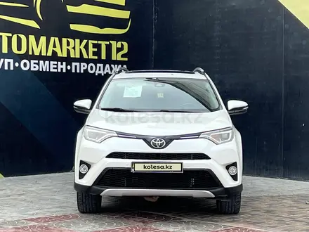 Toyota RAV4 2016 года за 9 700 000 тг. в Актау – фото 2