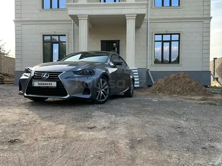 Lexus IS 300 2019 года за 19 000 000 тг. в Астана